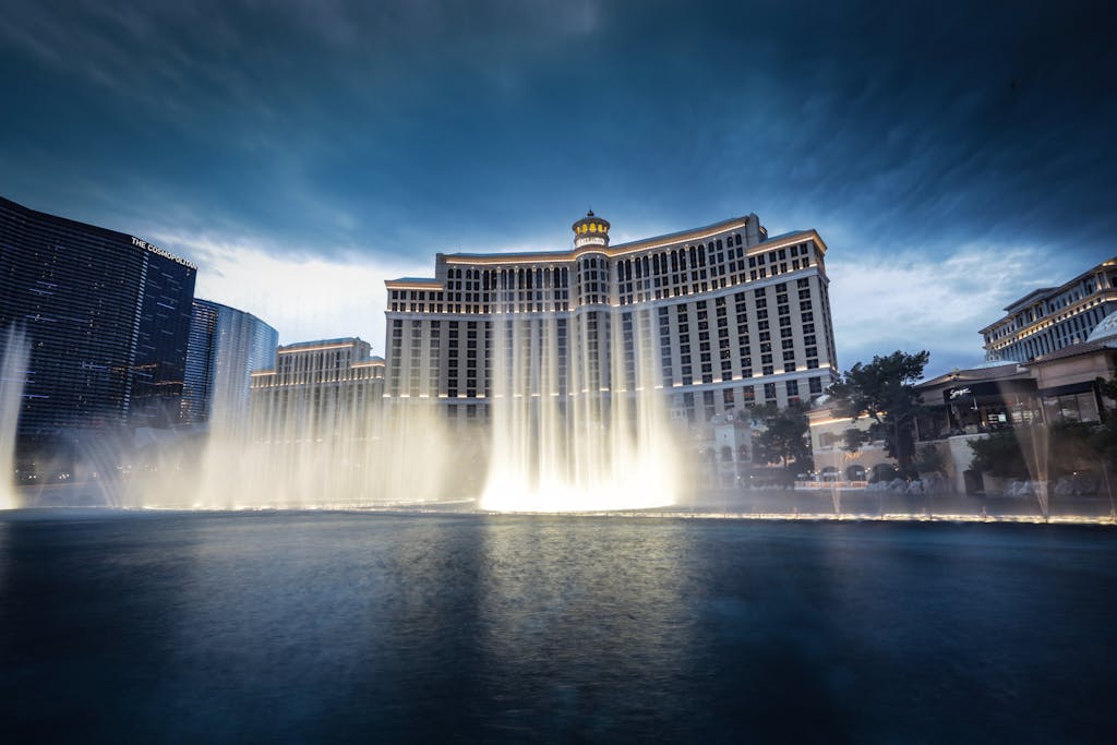 Las Vegas Weather in May: Shine Under the Desert Sun